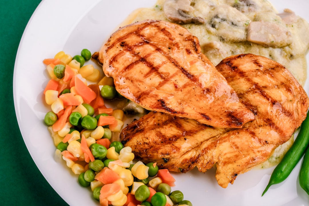 Top Eateries Near Me: Satisfy Your Cravings Now!